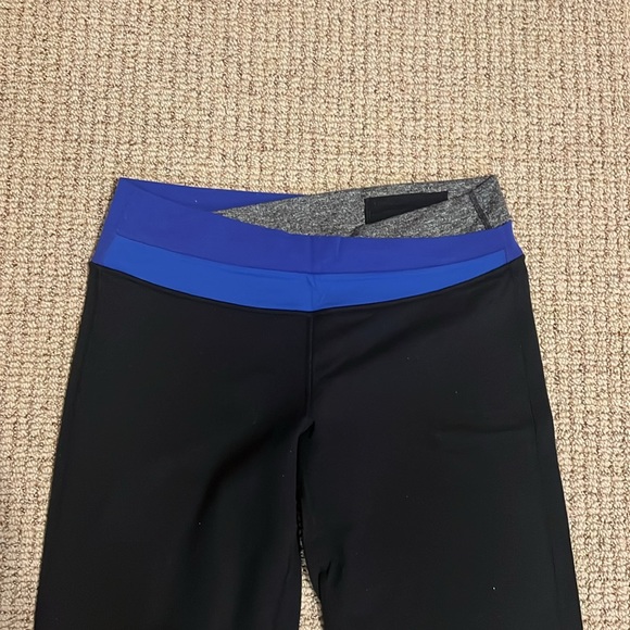 Lululemon Astro pants - Picture 2 of 5